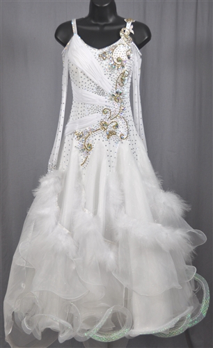 Elegant White Feather Ballroom Dress