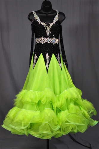 Elegant Black and Lime Green Feather Long Sleeves Ballroom Dress