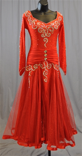 Elegant Shinny Red Long Sleeve Ballroom Dress